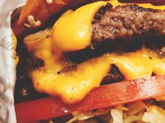 -The Habit Burger Grill 哈比特汉堡(爱琴海店)