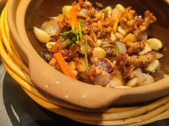 啫啫牛蛙煲-鹊玥·粤菜小馆(汇智国际商业中心店)