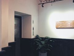 -拖板鞋咖啡旅行酒店(春熙路地铁站店)