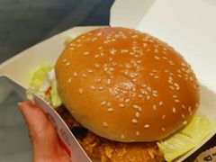 香辣鸡腿堡单人餐兑换券-肯德基(李家沱店)