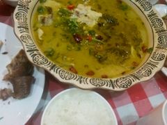 -鲁班小馆(政四街店)