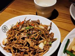 -江渔儿酸菜鱼(东二环泰禾店)