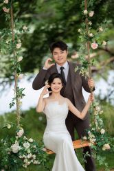 -雪中彩影婚纱摄影·微光艺术中心