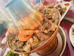 -鑫渔港海鲜本地菜·山海关浑锅(东戴河店)
