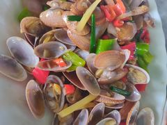 -四川小胡子海鲜(丁村万人海鲜广场店)