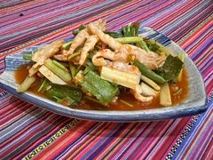 -香巴拉云南餐厅(华莱坞店)