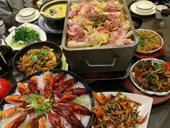 -聚汇三少·龙虾·中餐厅(莫邪路新天地店)