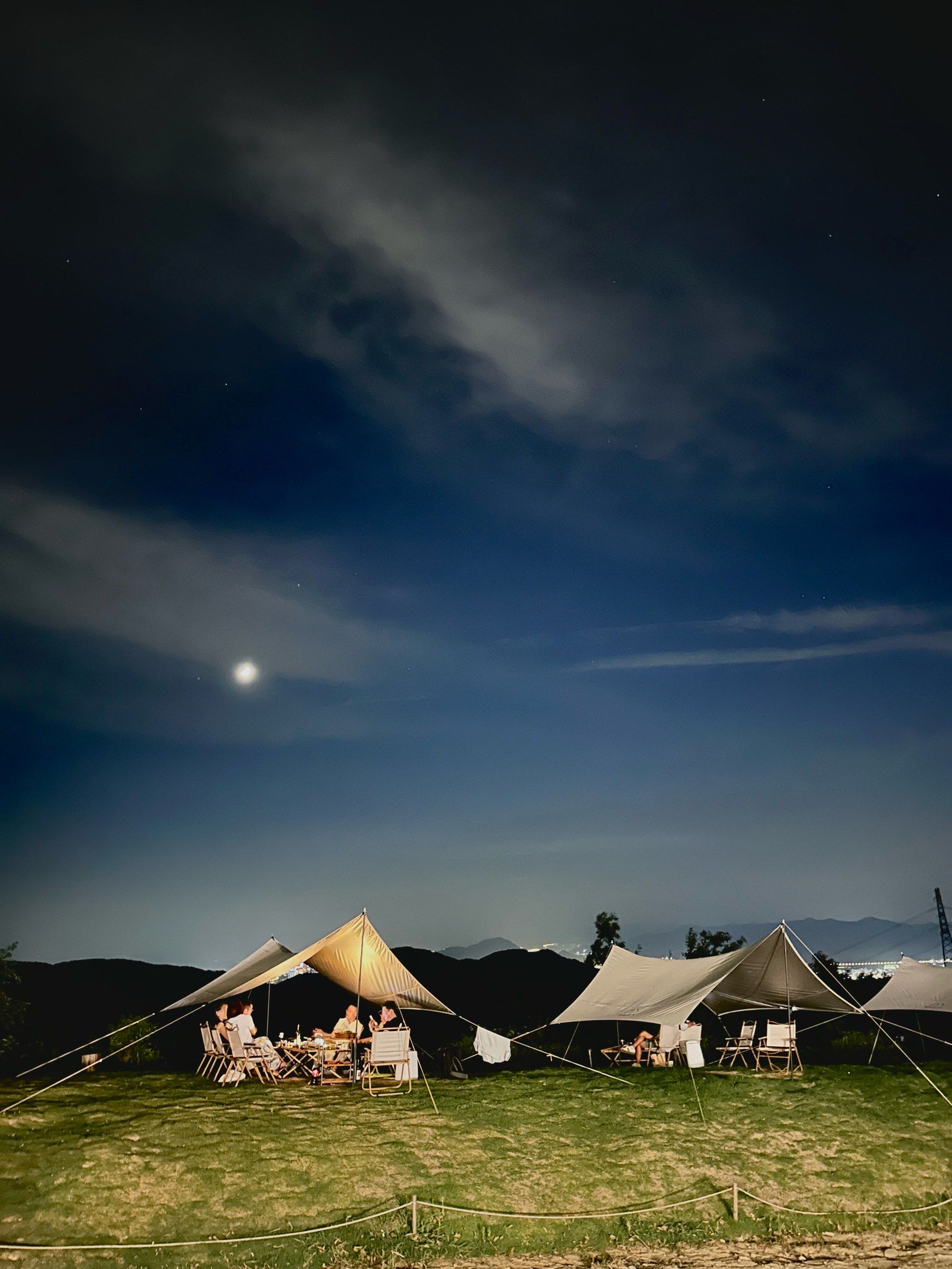 星空下的山顶露营🏕️烤肉咖啡☕️