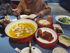 -卯火锅(人和协信店)