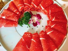雪花牛肉-珺小七铜锅涮肉(桃园路店)