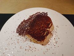 -恰餐厅及酒吧 CHAR Bar & Grill (北京丽都皇冠假日店)