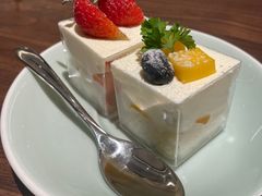 -港丽餐厅(杭大店)