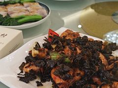 -泉龙渔村·粤式早茶·金牌烧鹅(中山三乡店)