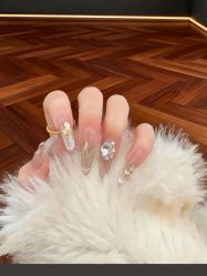 -赢韵美甲美睫瑞士净斑中心