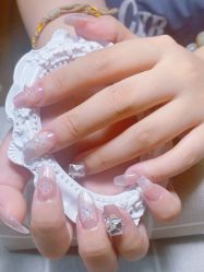 -UGIRL有个美甲