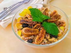 烤无花果蜂蜜燕麦酸奶-The Rug Cafe(王府中环店)