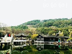 -灵岩山风景区