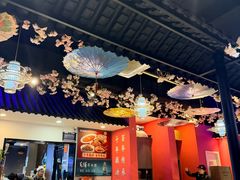 -老街烧烤大排档·地道湖北菜·龙虾馆(汉口火车站店)