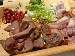 -关东小磨东北菜(漕河泾印象城店)