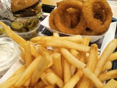 -The Habit Burger Grill 哈比特汉堡(爱琴海店)
