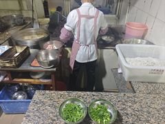-正宗杨记普洱酸醋米线(总店)