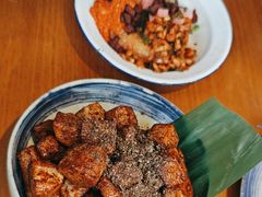 -包整·丝娃娃(一览甲秀楼风景店)