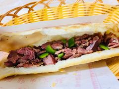 -河间正宗驴肉火烧(听海居店)