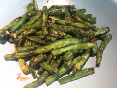 -蜜桃餐厅·伴山(湖滨商业街店)