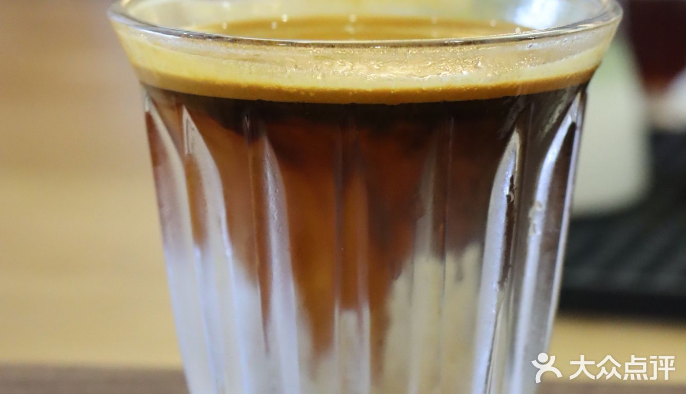 梅林新晋咖啡店 拾豆者：黑白配 浓缩牛奶配