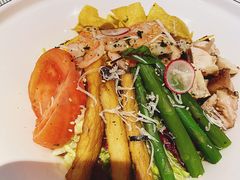 鸡肉大虾鲜蔬波奇碗-西堤牛排(龙德广场店)