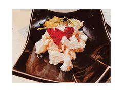 凤梨虾球-穹六人间 people 6(岳阳路店)