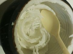-志龙皇冠吃货椰子铺
