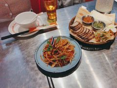 -小小集渔·泰式大排档(太古里香槟店)