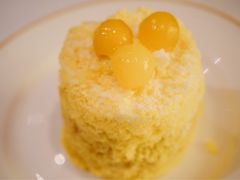 芒果蛋糕-COVA(上海K11艺术中心店)