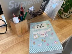 -猫的天空之城概念书店(束河店)