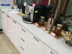 -茂菊口腔连锁(浦东南路店)