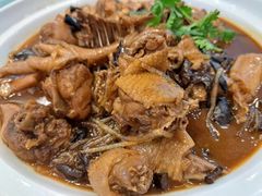 家鸡炖蘑菇粉-李记饺子·熏酱东北菜(欢乐谷店)