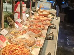 -飨食汇全日制餐厅·昆山皇冠假日酒店(九方店)