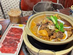 -沙胆彪炭炉牛杂煲(上海日月光广场店)