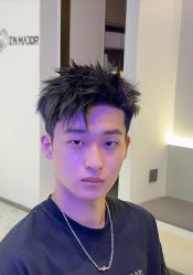 -尤司男士国潮理发馆