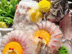 -海货·臻品火锅·蒸汽海鲜(滨海金融街店)