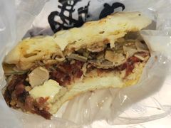 鸭肠牛肉夹馍-清真拉妈卤味(回民街店)