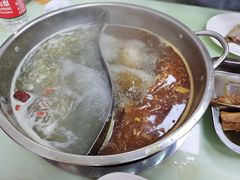 -荣吉招牌自助骨头锅(顾乡店)
