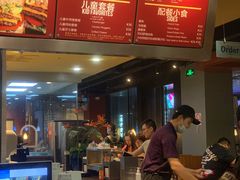 -The Habit Burger Grill 哈比特汉堡(复兴soho店)