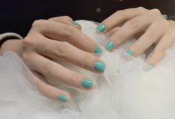 -悦指间美甲美睫