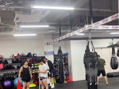 -FIGHTMAN格斗俱乐部(长宁临空店)