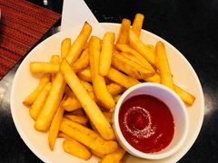 -WOLFGANG PUCK KITCHEN & BAR(迪士尼小镇店)