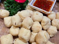 -老滇山寨•云南特色菜•地方菜•民族风情歌舞表演(金碧店)
