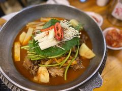 -喇喇排骨火锅·传统韩式脊骨汤(望京西园总店)