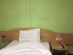 -7天酒店·北京学院路六道口地铁站店